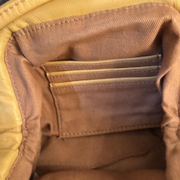 HOBO Adalyn Crossbody - Picture 2 of 13